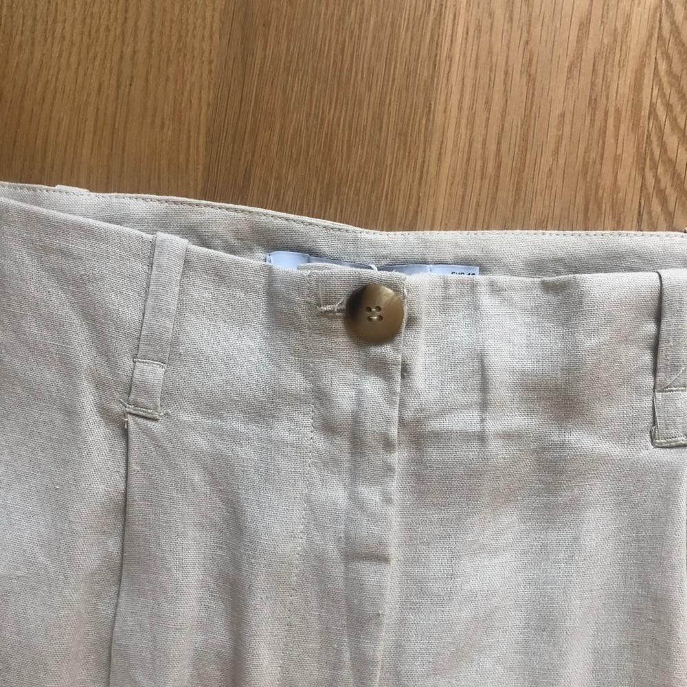 BNWT Bershka Beige Wide Leg Pants. Size 10. - Picture 9 of 10